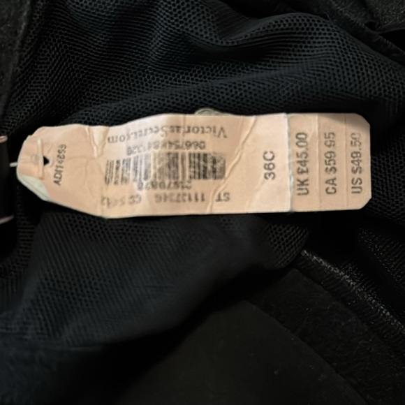 Victoria’s Secret Very Sexy Black Velvet‎ Balconette Bra 36C NWT - Picture 5 of 8